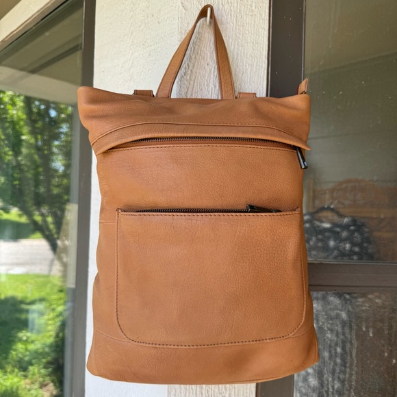Aspen Handbags - Aspen Tan Leather Convertible Leather Backpack